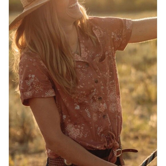 KUHL Elsie Tie Front Top Womens XL Brushed Red Floral Button Short Sleeve Cotton - Picture 3 of 10